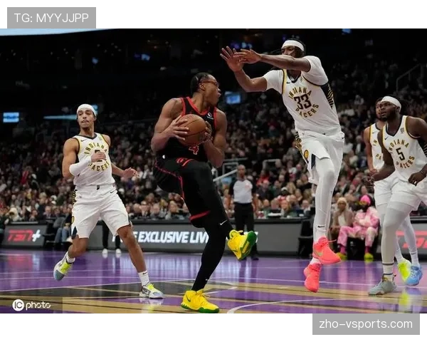 猛龙主场击败步行者取得三连胜 巴恩斯全面数据展现成长 猛龙主场击败步行者取得三连胜 巴恩斯全面数据展现成长